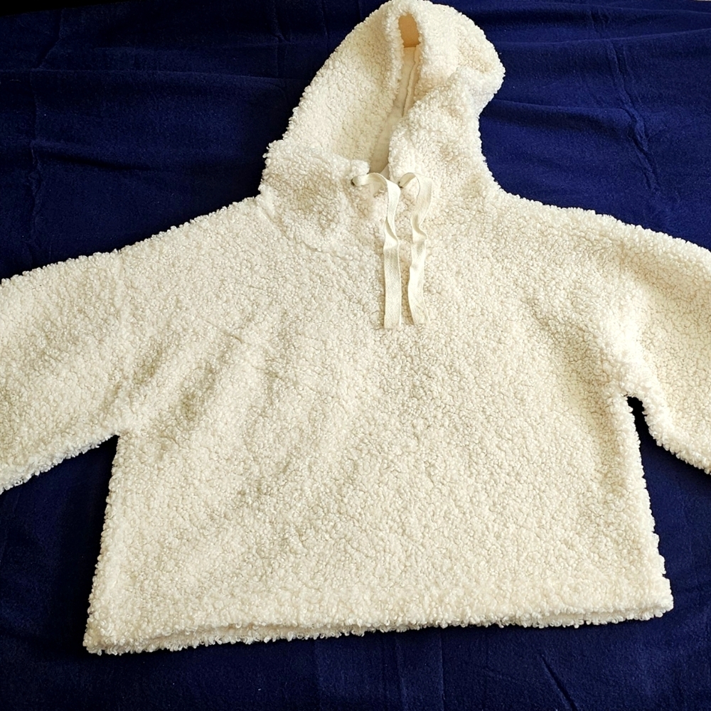 Forever 21 Faux Fur Hoodie sweather small size